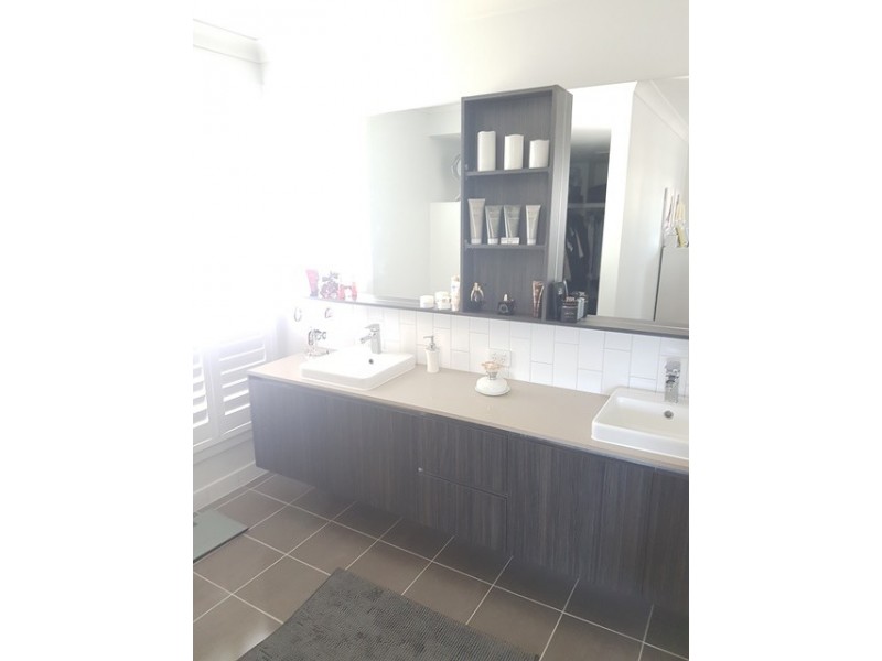 57 Shallows Drive, Shell Cove NSW 2529