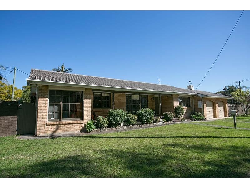 14 Newton Crescent, Oak Flats NSW 2529