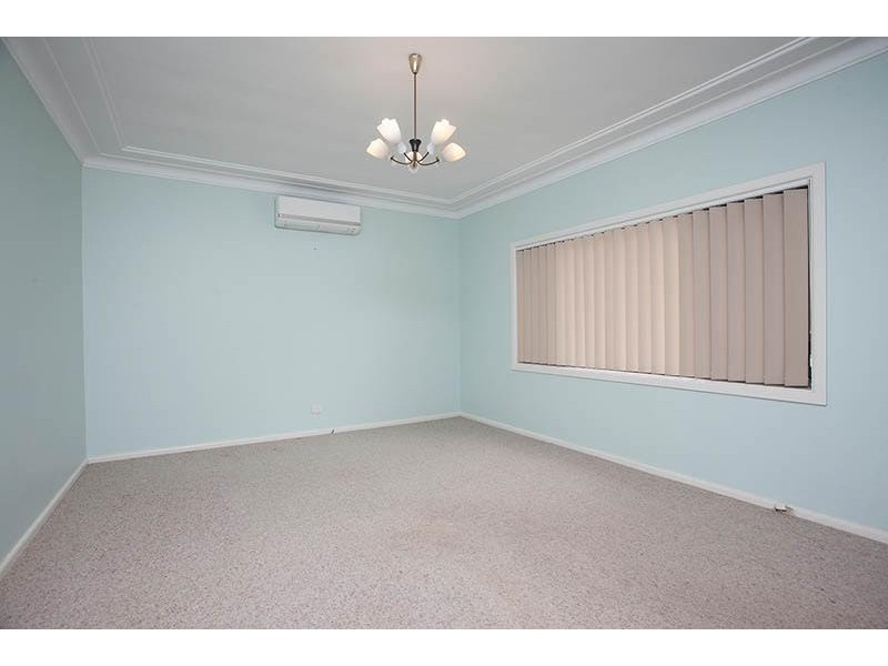 14 Timbs Road, Oak Flats NSW 2529