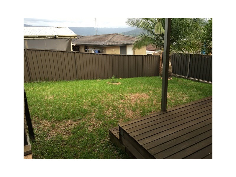 6 Crest Road, Albion Park NSW 2527