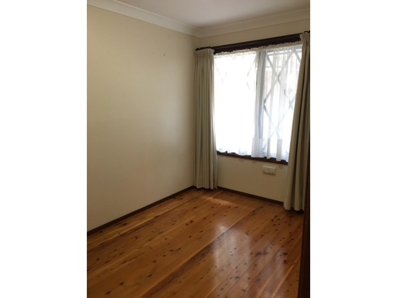 6 Crest Road, Albion Park NSW 2527