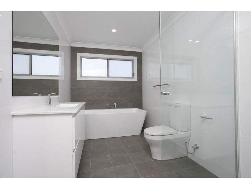 21 National Avenue, Shell Cove NSW 2529