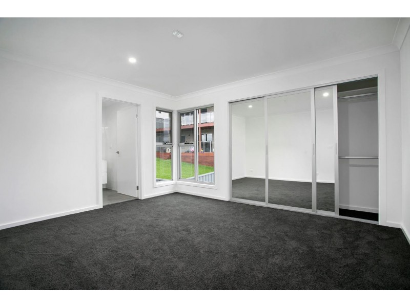 13 National Avenue, Shell Cove NSW 2529