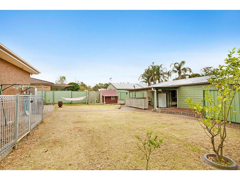 56 Badgery Street, Albion Park NSW 2527