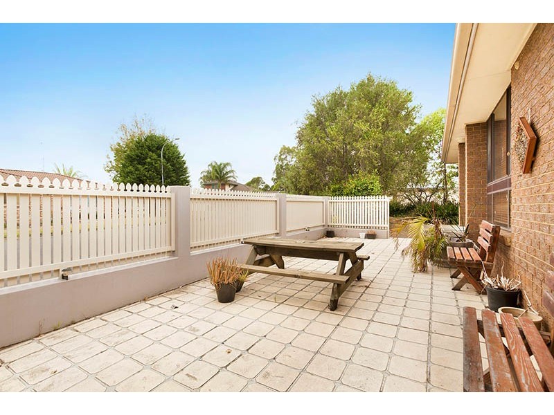 56 Badgery Street, Albion Park NSW 2527