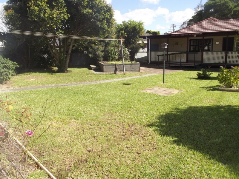 67 Deakin Street, Oak Flats NSW 2529
