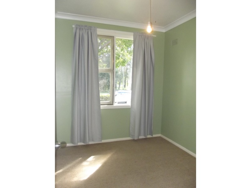 67 Deakin Street, Oak Flats NSW 2529