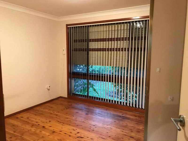43 Minda Crescent, Oak Flats NSW 2529