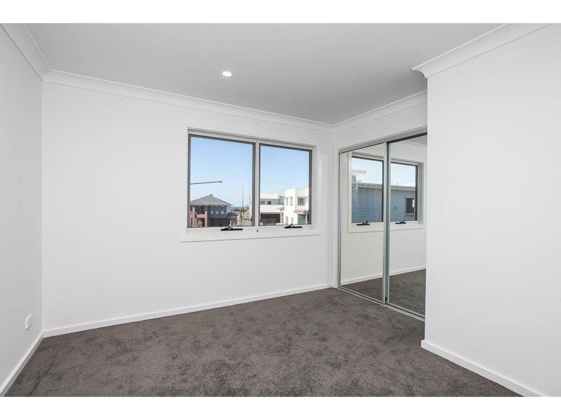 11 Cowries Avenue, Shell Cove NSW 2529