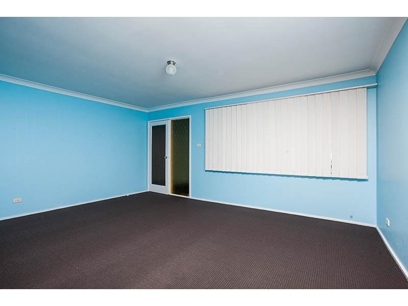 30 Marchant Crescent, Mount Warrigal NSW 2528