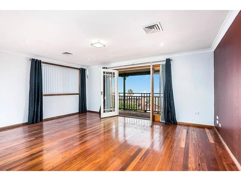 28 Scenic Crescent, Albion Park NSW 2527