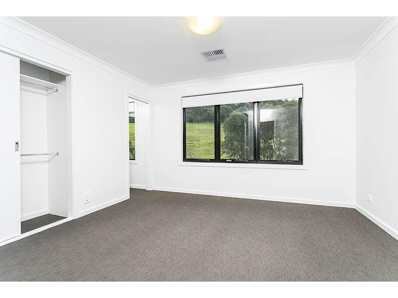 16 Headwater Place, Albion Park NSW 2527