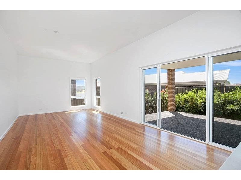 10 National Avenue, Shell Cove NSW 2529