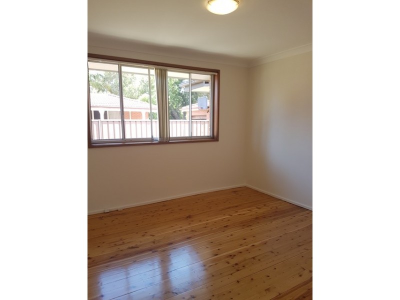 1/6 Werrang Road, Primbee NSW 2502