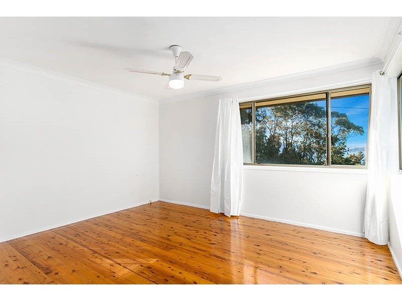 7 Gathercole Avenue, Mount Warrigal NSW 2528