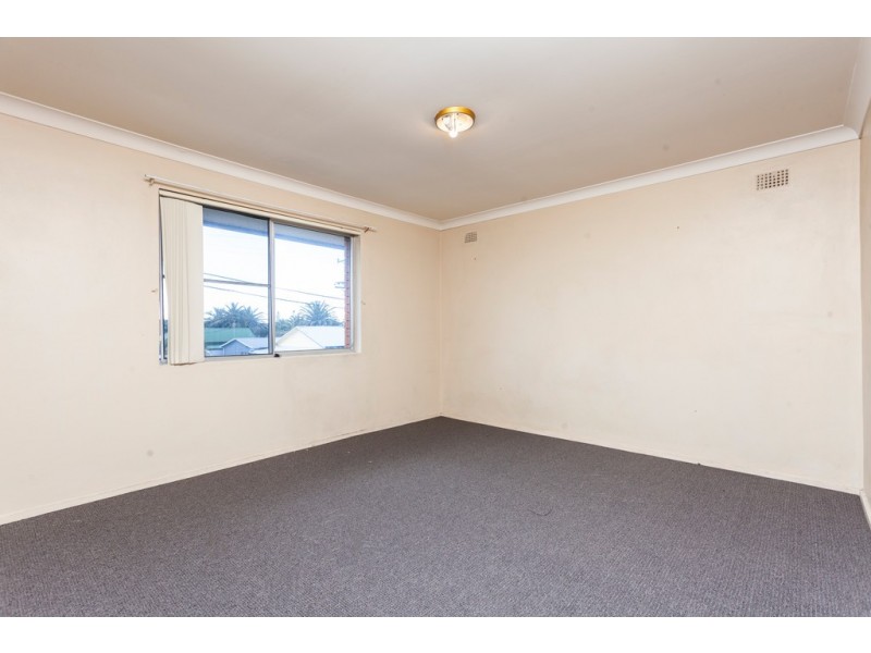 3/6 Peterborough Avenue, Lake Illawarra NSW 2528