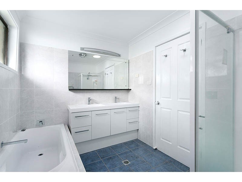 113 Landy Drive, Mount Warrigal NSW 2528
