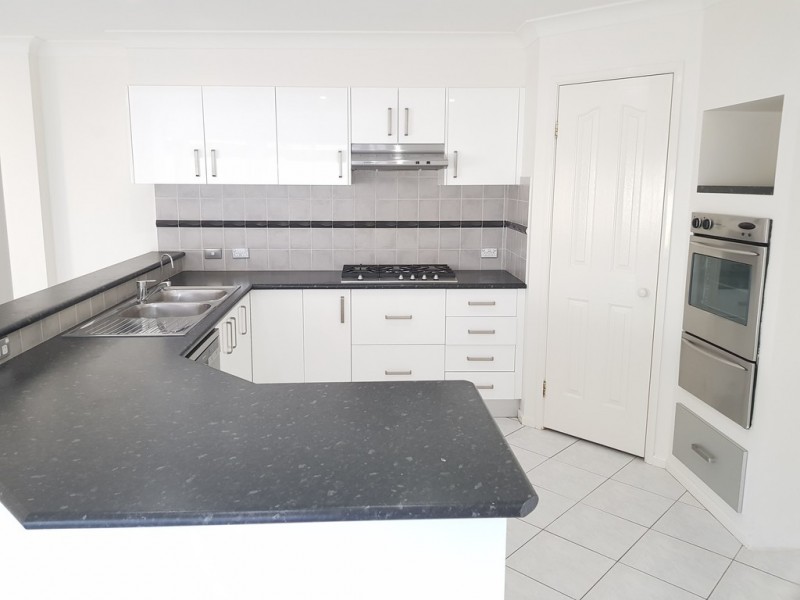 5 Molineaux Avenue, Shell Cove NSW 2529