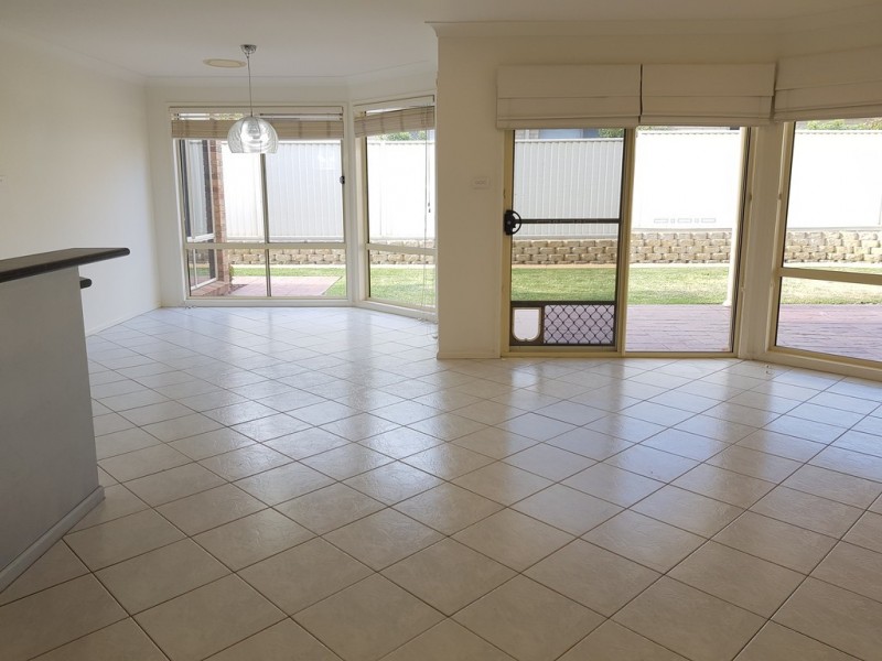 5 Molineaux Avenue, Shell Cove NSW 2529