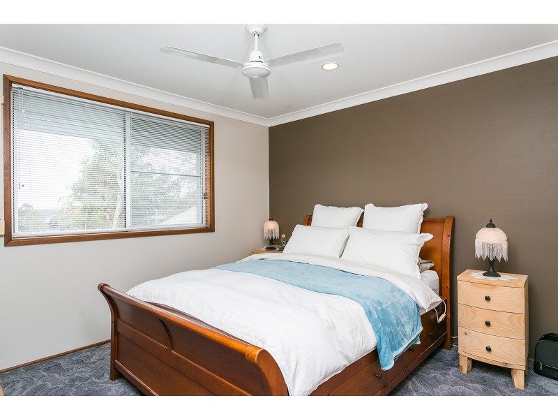 31 Scarborough Circuit, Albion Park NSW 2527