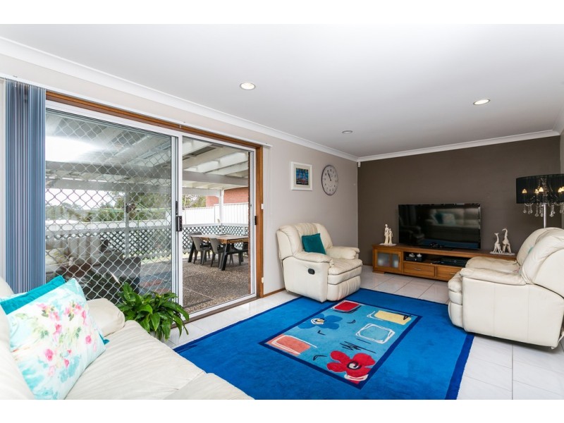31 Scarborough Circuit, Albion Park NSW 2527