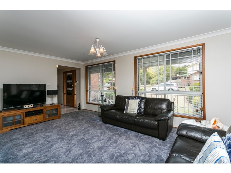 31 Scarborough Circuit, Albion Park NSW 2527