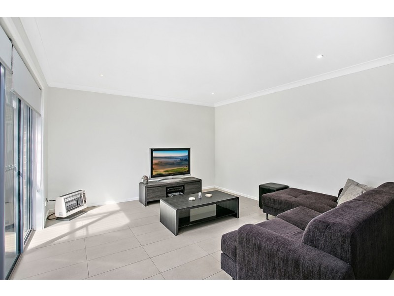 8 Jemima close, Flinders NSW 2529