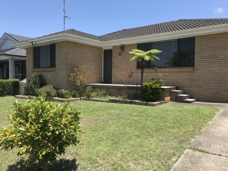 52 Sammat Avenue, Barrack Heights NSW 2528