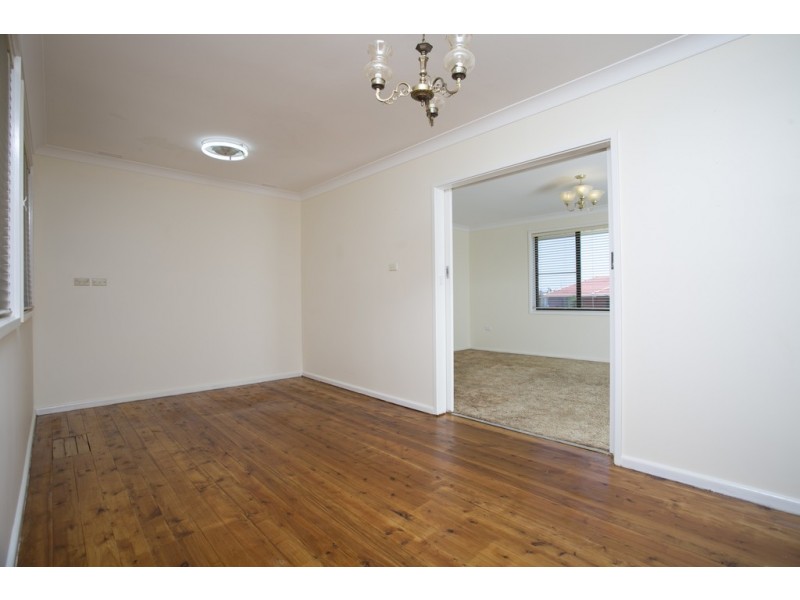 52 Sammat Avenue, Barrack Heights NSW 2528