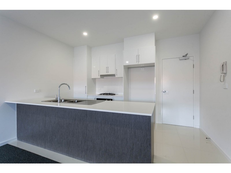 8/30 Peterborough Avenue, Lake Illawarra NSW 2528