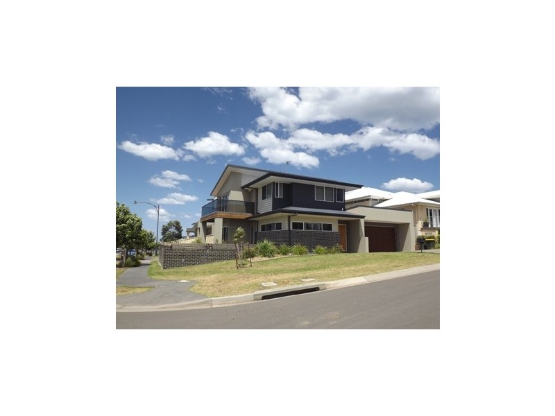 1 Knoll Drive, Shell Cove NSW 2529