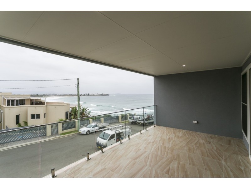 2/5 Surf Road, Shellharbour NSW 2529