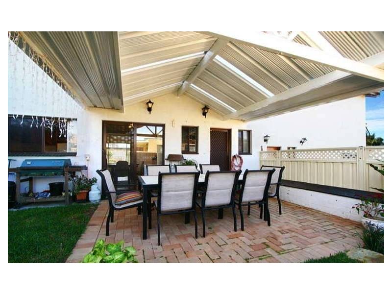 2/32 Darley Street, Shellharbour NSW 2529