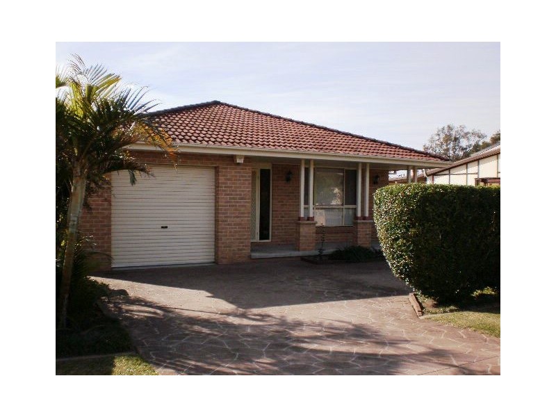 27 Koona Street, Albion Park Rail NSW 2527