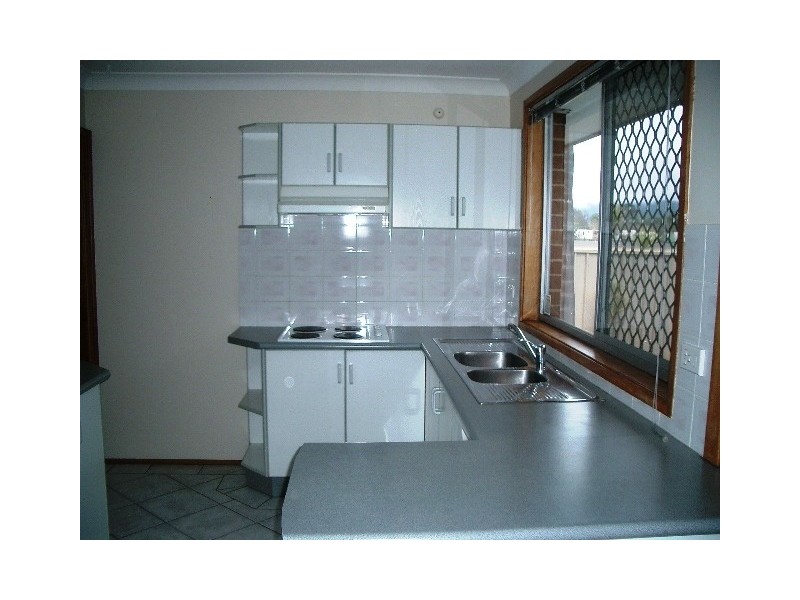 34 Poplar Avenue, Albion Park Rail NSW 2527