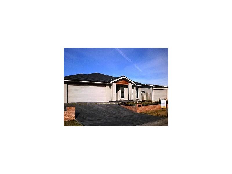 24 Huntingdale Close, Shell Cove NSW 2529