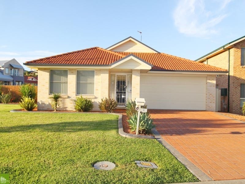 1 Woodburn Terrace, Flinders NSW 2529