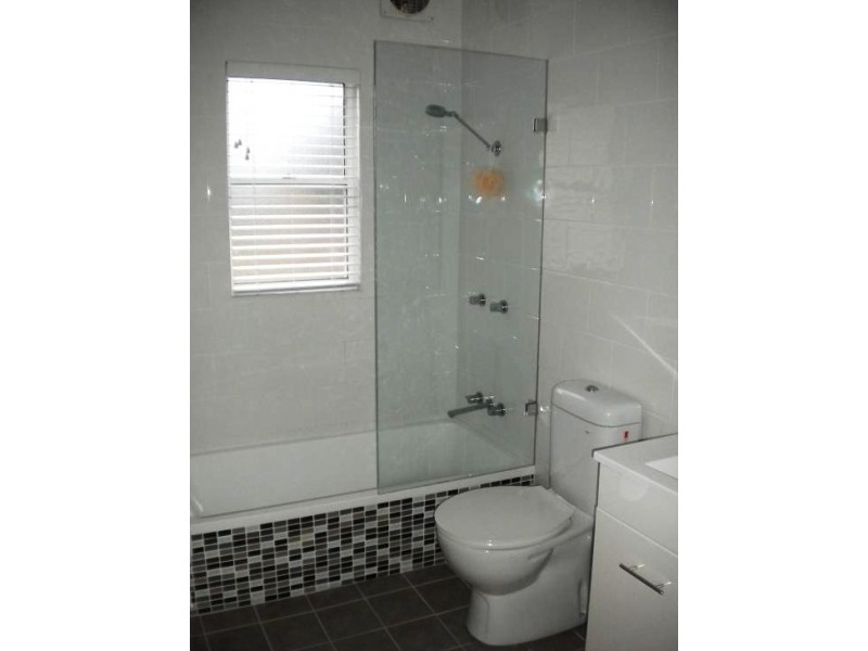 33 Barrack Avenue, Barrack Point NSW 2528