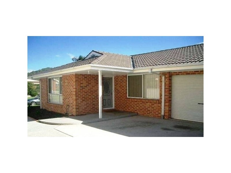 1/10 Featherwood Place, Albion Park NSW 2527