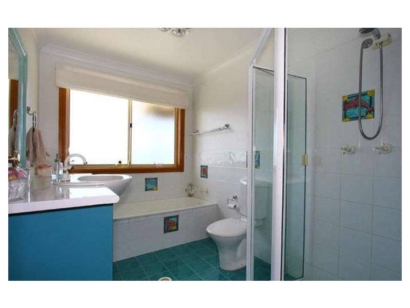 11 Merimbula Close, Flinders NSW 2529