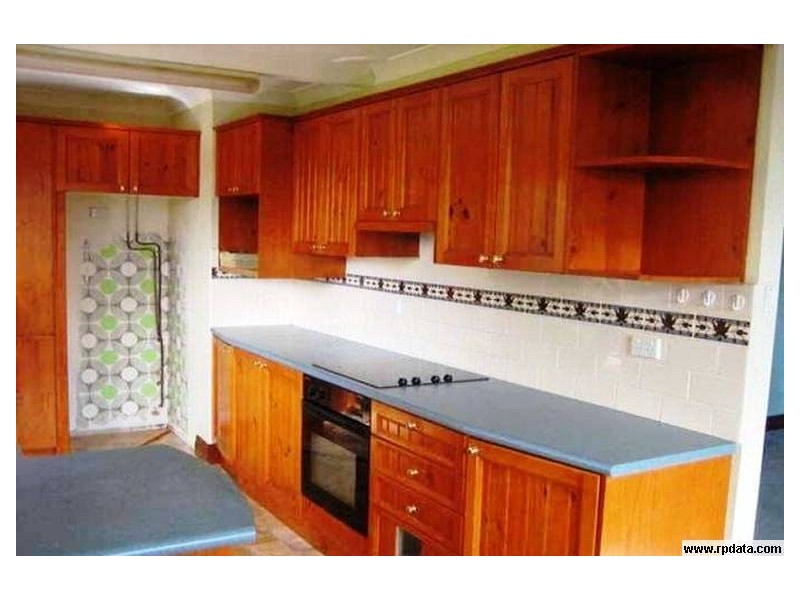 19 Lachlan Avenue, Barrack Heights NSW 2528