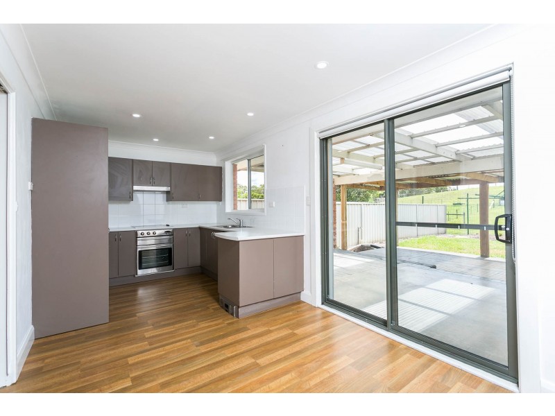 9 Birra Drive, Oak Flats NSW 2529