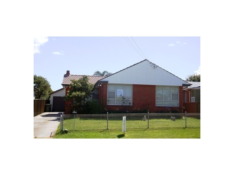 15 Anne Street, Warilla NSW 2528