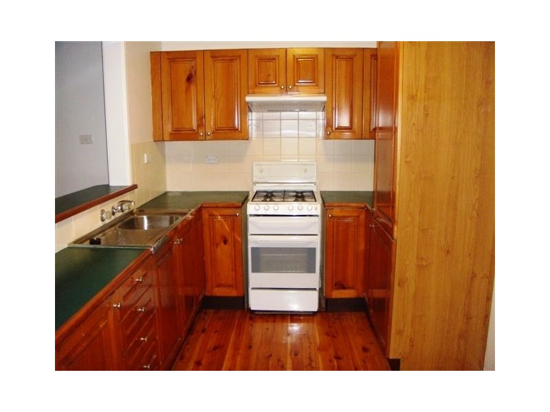 1/49 Barton Street, Oak Flats NSW 2529