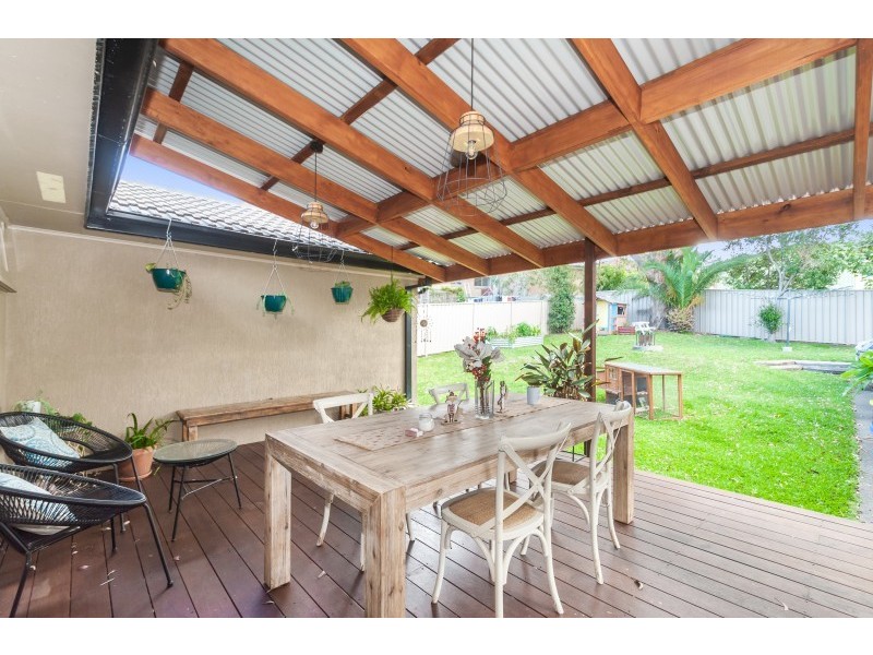 70 Landy Drive, Mount Warrigal NSW 2528