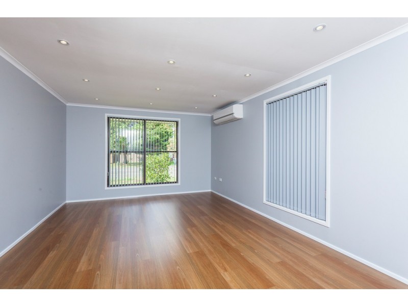 14 Jarrah Way, Albion Park Rail NSW 2527