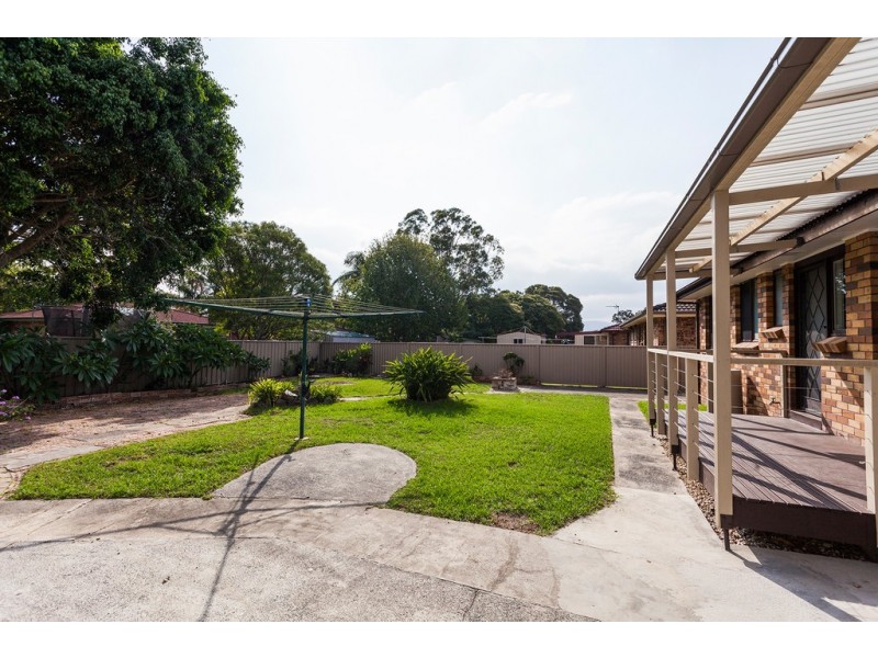 14 Jarrah Way, Albion Park Rail NSW 2527
