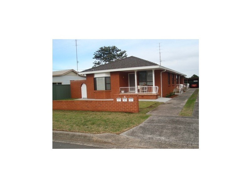 2/5 Addison Avenue, Lake Illawarra NSW 2528