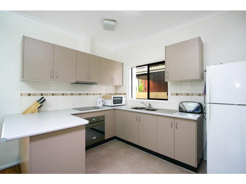 86 Leawarra Avenue, Barrack Heights NSW 2528