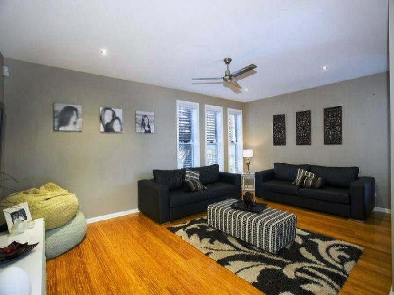 8 Fowler Street, Flinders NSW 2529